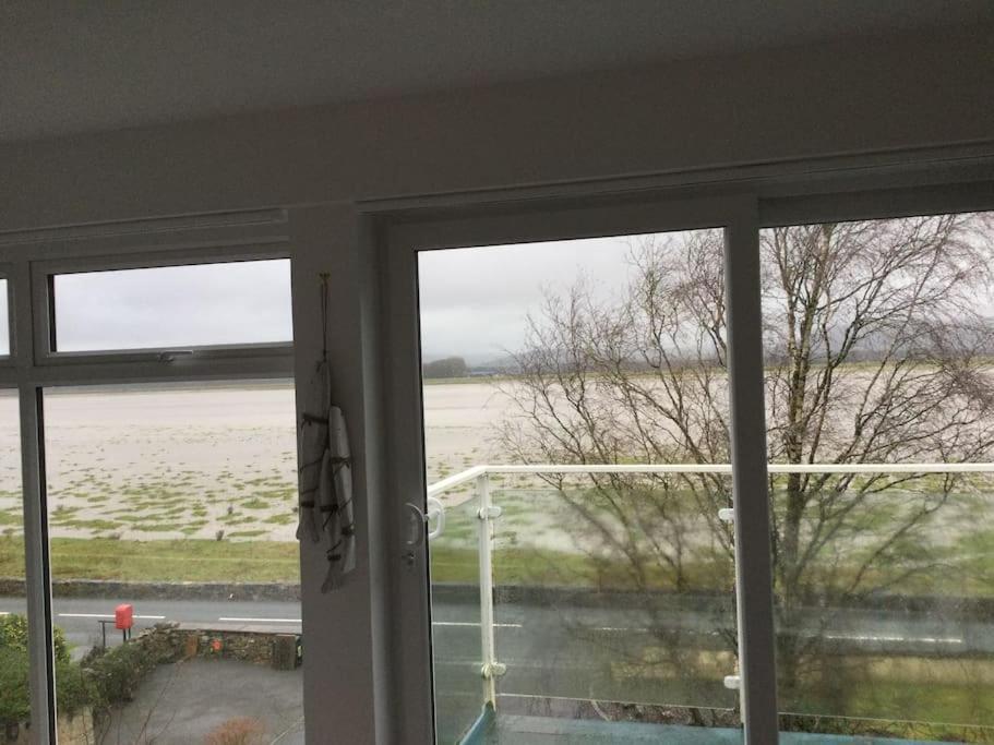 Watersedge Retreat, Views, Sunsets, Dogs Welcome Sandside  Buitenkant foto